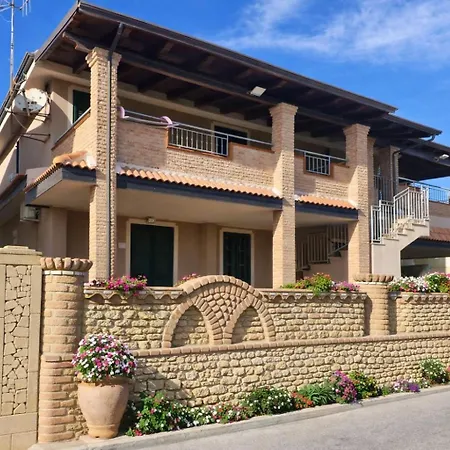 Cala Greca Vacanze קאפו ריצוטו