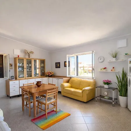 Cala Greca Vacanze בית נופש *