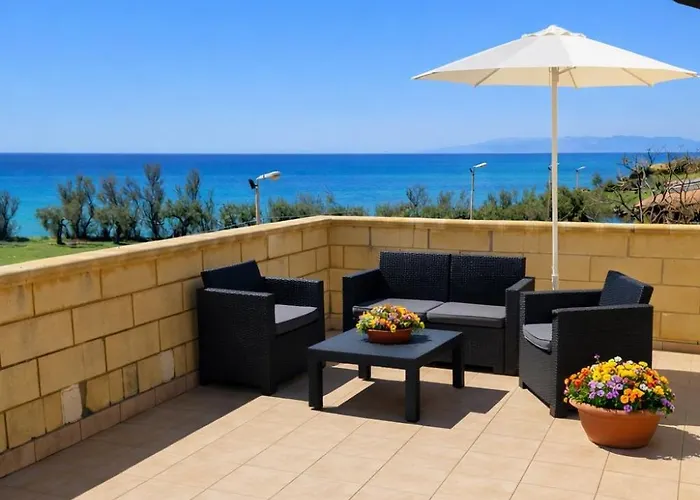 Cala Greca Vacanze * קאפו ריצוטו