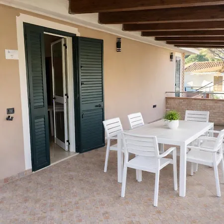 Cala Greca Vacanze * 伊索拉迪卡波里祖托